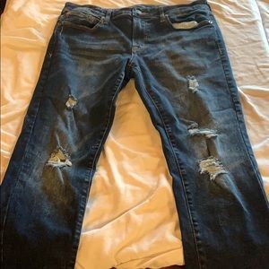 American eagle distressed jeans
